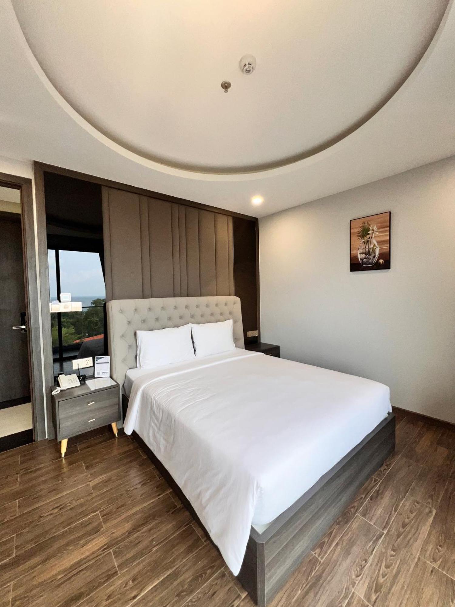 Le Anh Hotel Phú Quý Zewnętrze zdjęcie